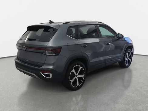New 2026 Volkswagen Taos SEL image 3