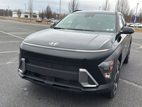 Used 2025 Hyundai Kona SEL image 16