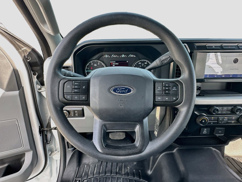 Used 2024 Ford F350 XL AWD/4WD image 11