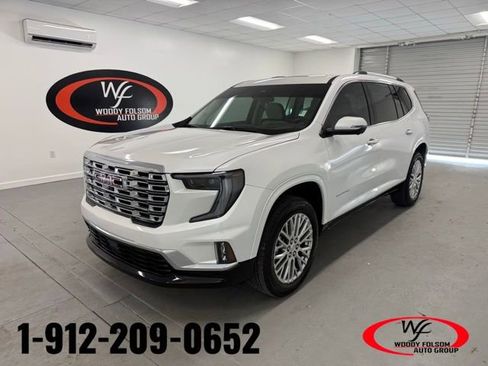 Used 2024 GMC Acadia Denali image 1