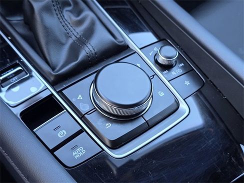 Certified 2025 MAZDA MAZDA3 s Sport image 21