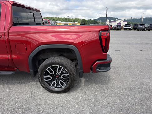 Used 2026 GMC Sierra 1500 AT4 w/ AT4 Premium Package AWD/4WD image 9