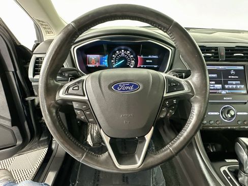 Used 2016 Ford Fusion Titanium AWD/4WD image 11