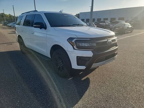 Used 2022 Ford Expedition Timberline AWD/4WD image 2