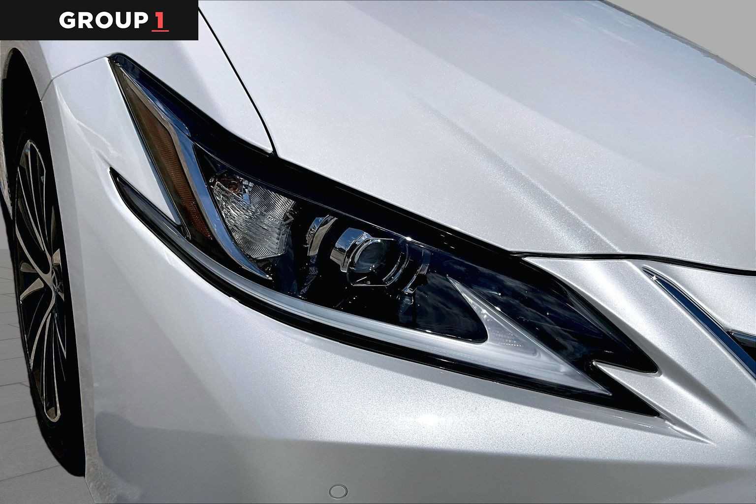 Used 2023 Lexus ES 350 w/ Premium Package FWD image 25