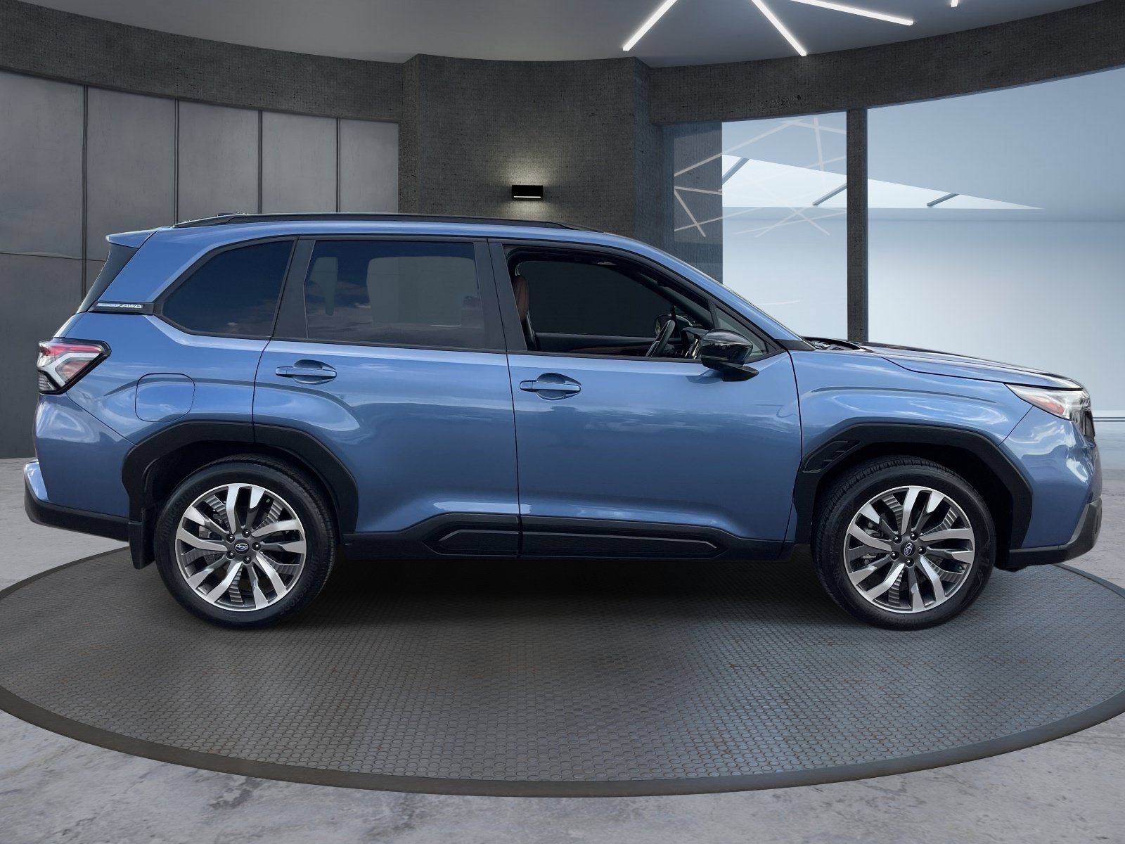 Used 2025 Subaru Forester Touring w/ Popular Package - Touring AWD/4WD image 7