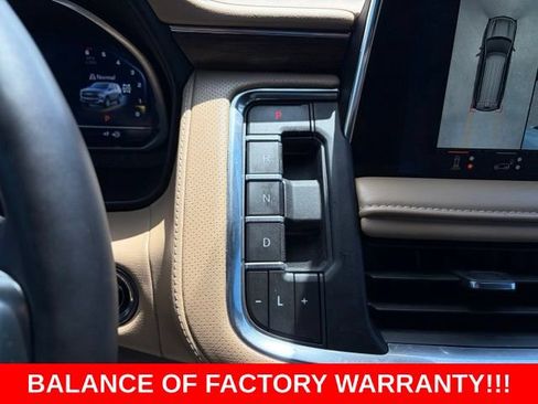 Used 2023 Chevrolet Tahoe Premier w/ Advanced Technology Package AWD/4WD image 28