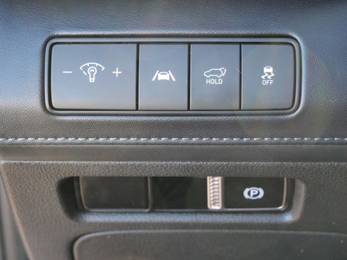 Certified 2023 Hyundai Santa Fe SEL w/ Premium Package image 21