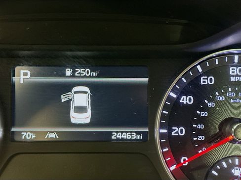 Used 2024 Kia Forte LXS image 18