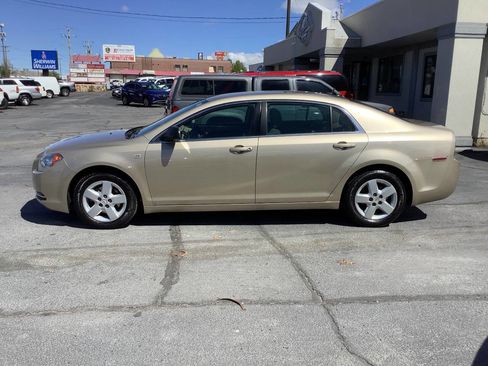 Used 2008 Chevrolet Malibu LS image 17