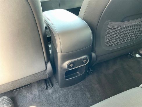 Used 2024 Hyundai Ioniq 5 SE RWD image 10