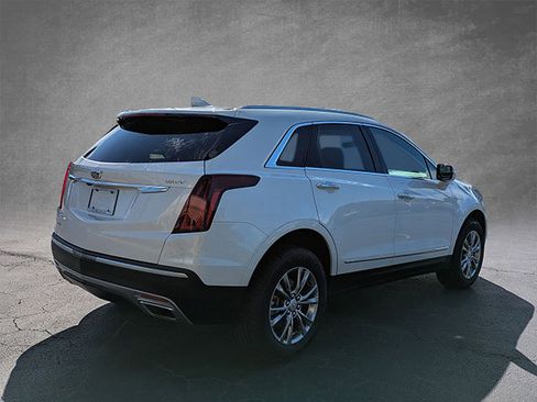 Certified 2022 Cadillac XT5 Premium Luxury image 6