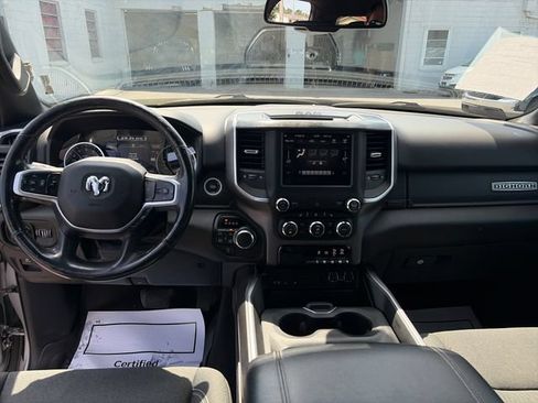 Used 2019 RAM 1500 Big Horn AWD/4WD image 12