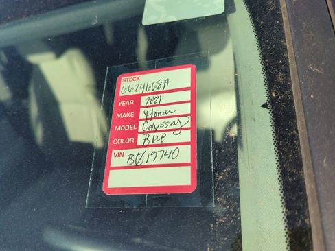 Used 2021 Honda Odyssey Touring image 6