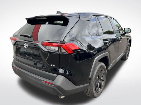 Used 2024 Toyota RAV4 LE image 8