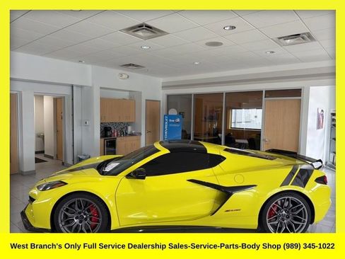 Used 2024 Chevrolet Corvette Z06 image 1