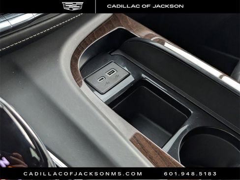 Used 2023 Cadillac Escalade ESV Sport Platinum image 18