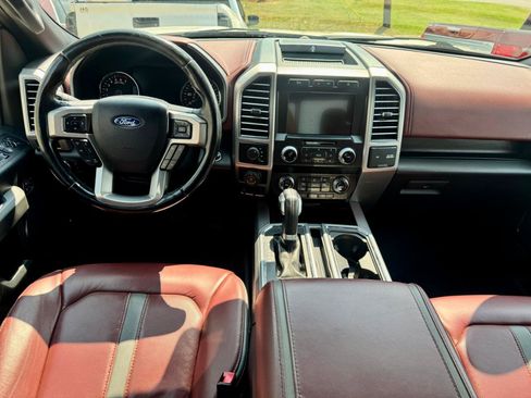 Used 2019 Ford F150 Platinum w/ Equipment Group 701A Luxury AWD/4WD image 16