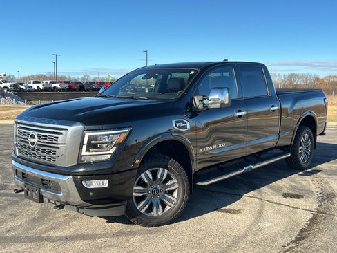Used 2024 Nissan Titan Platinum Reserve w/ Moonroof Package image 44