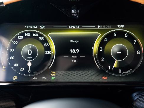 New 2026 Aston Martin V8 Vantage Coupe image 5