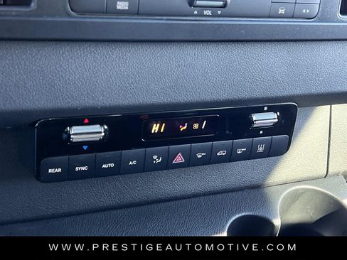 Used 2024 Mercedes-Benz Sprinter 2500 image 26