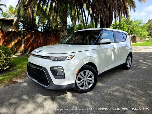Used 2021 Kia Soul LX FWD image 5