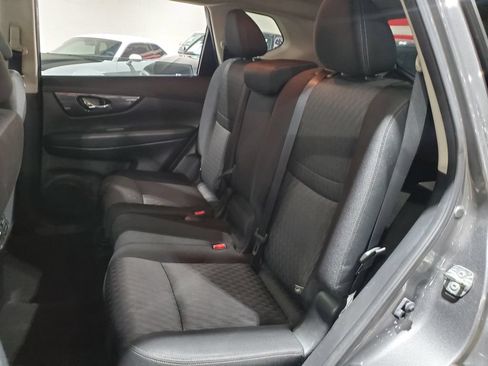 Used 2018 Nissan Rogue SV AWD/4WD image 21