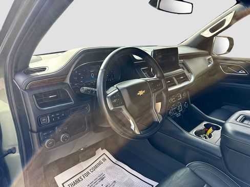 Used 2024 Chevrolet Suburban Premier AWD/4WD image 10