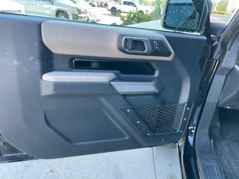 Used 2023 Ford Bronco Wildtrak AWD/4WD image 12