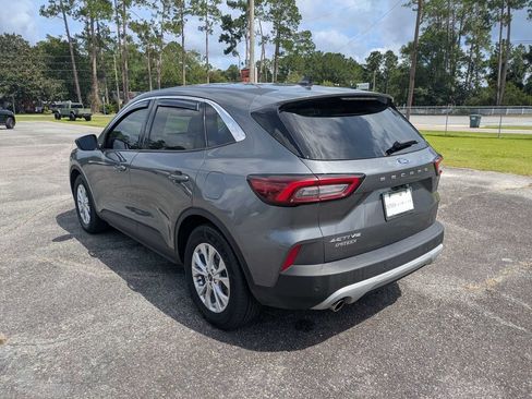 Used 2023 Ford Escape Active w/ Tech Pack #1 FWD image 7