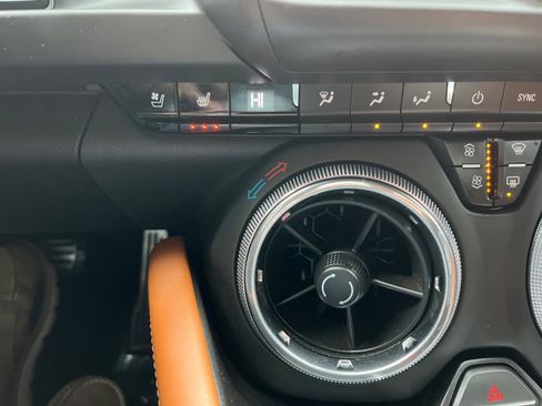 Used 2019 Chevrolet Camaro SS image 29