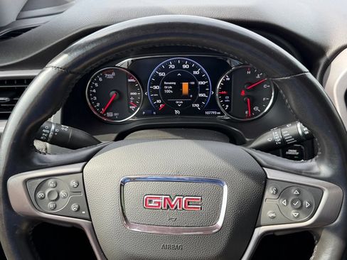Used 2022 GMC Acadia AT4 w/ Technology Package AWD/4WD image 20