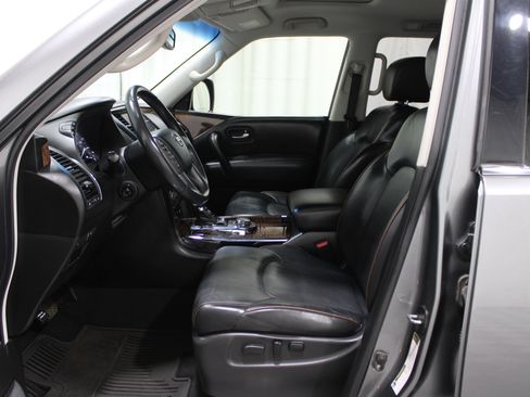 Used 2017 Nissan Armada Platinum image 3