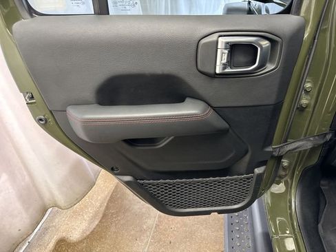 Used 2021 Jeep Wrangler Unlimited Rubicon AWD/4WD image 23