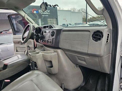 Used 2012 Ford E-450 and Econoline 450 Super Duty RWD image 9