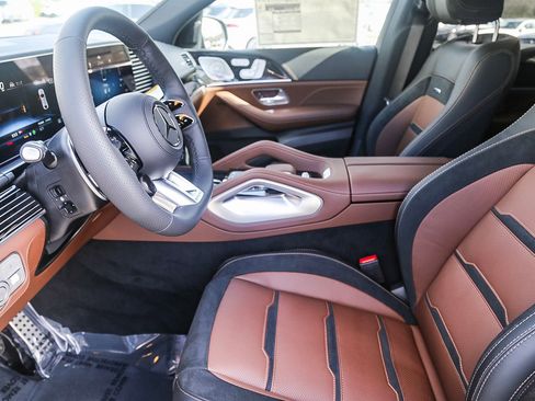 New 2024 Mercedes-Benz GLE 53 AMG 4MATIC Coupe w/ Driver Assistance Package image 15