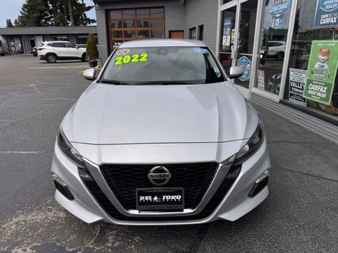 Used 2022 Nissan Altima 2.5 S image 3