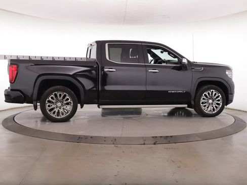 Used 2025 GMC Sierra 1500 Denali Ultimate AWD/4WD image 6