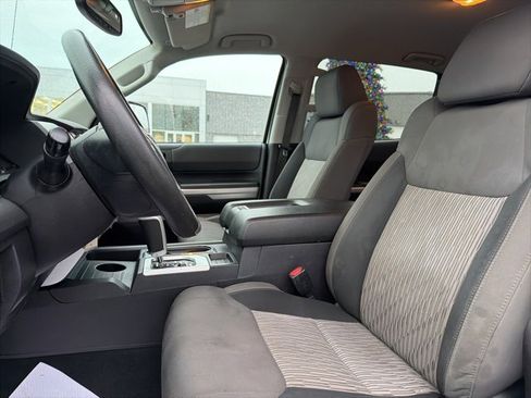 Certified 2016 Toyota Tundra SR5 w/ TRD Off Road Package image 18