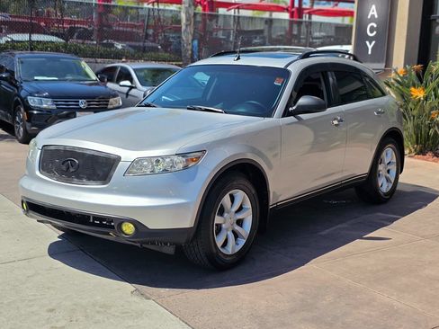 Used 2005 INFINITI FX35 2WD w/ (U01) Technology Pkg image 5