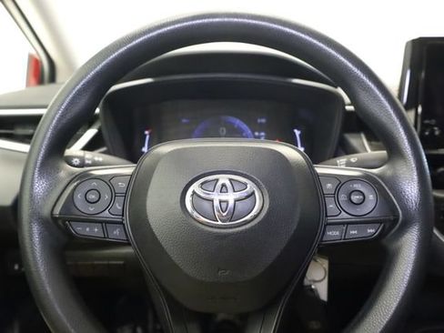 Used 2026 Toyota Corolla LE FWD image 17