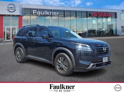 Certified 2024 Nissan Pathfinder SV w/ Black Appearance Package