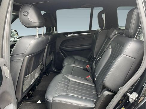 Used 2018 Mercedes-Benz GLS 450 4MATIC image 9