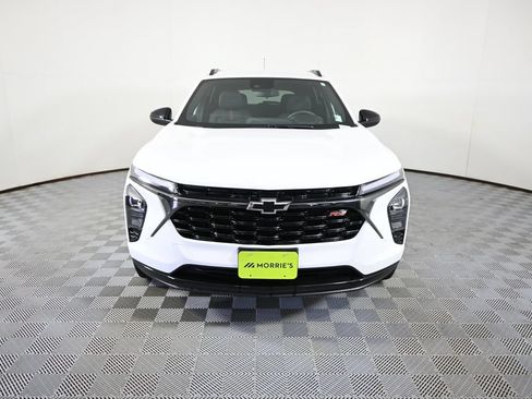 Used 2024 Chevrolet Trax RS FWD image 10