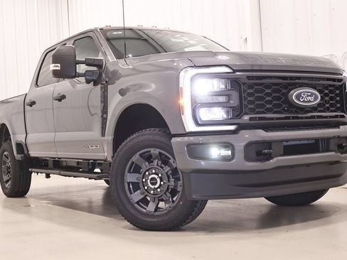 New 2026 Ford F350 XL w/ STX Appearance Package AWD/4WD image 38