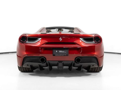 Used 2019 Ferrari 488 Spider RWD image 6