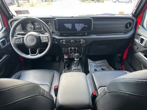 Used 2024 Jeep Wrangler Unlimited Rubicon 4xe image 16