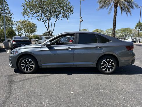 Used 2025 Volkswagen Jetta S FWD image 2