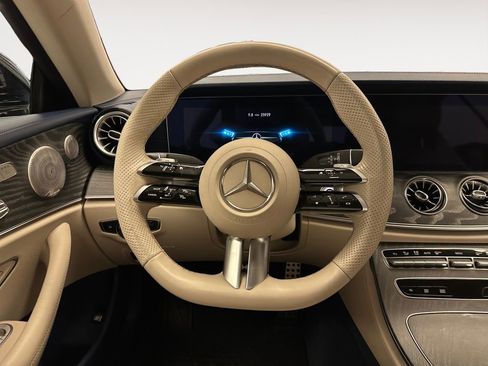 Used 2023 Mercedes-Benz E 450 4MATIC Cabriolet image 17
