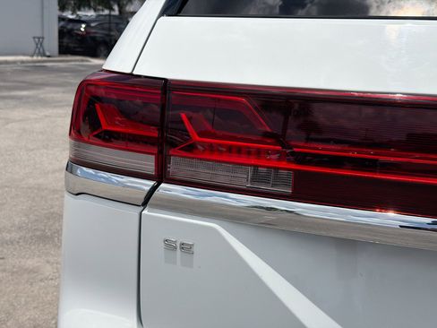 Used 2024 Volkswagen Atlas SE FWD image 10
